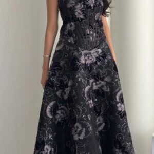 فساتين سهره لون اسود مخمل