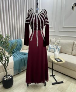 فساتين سهره لون نبيتى