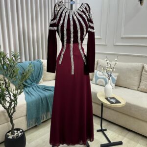 فساتين سهره لون نبيتى