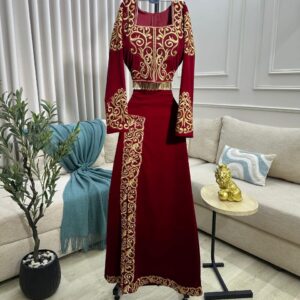 فساتين سهره لون احمر مطرز