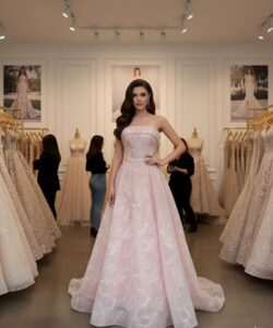 فساتين سهره لون وردي