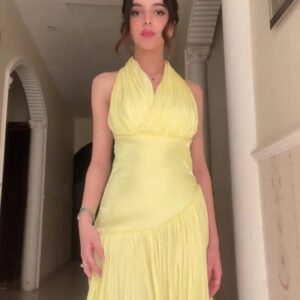 فساتين سهره لون اصفر