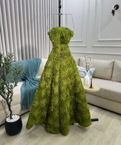 فساتين سهره لون اخضر