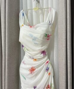 فستان سهره لون أبيض مورد