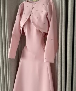 فستان سهرة لون وردي