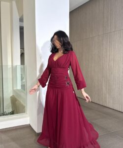 فستان سهرة لون نبيتى