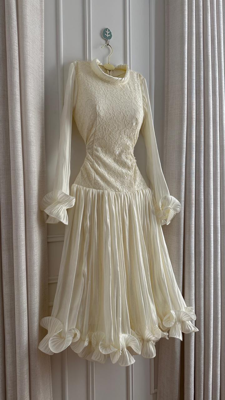 فستان سهرة لون ابيض - الصورة 3