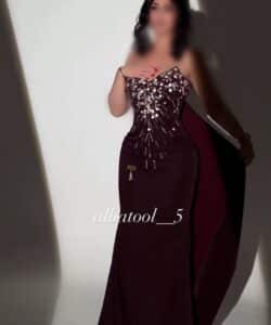 فستان سهرة عنابي فاخر بتطريز كريستال